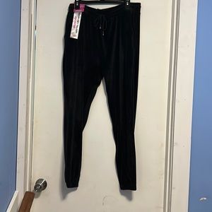 Brand new Size XL Velour jogger pants/black